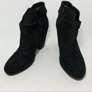 Steve Madden Arieel Black Suede Ankle Boots 7.5